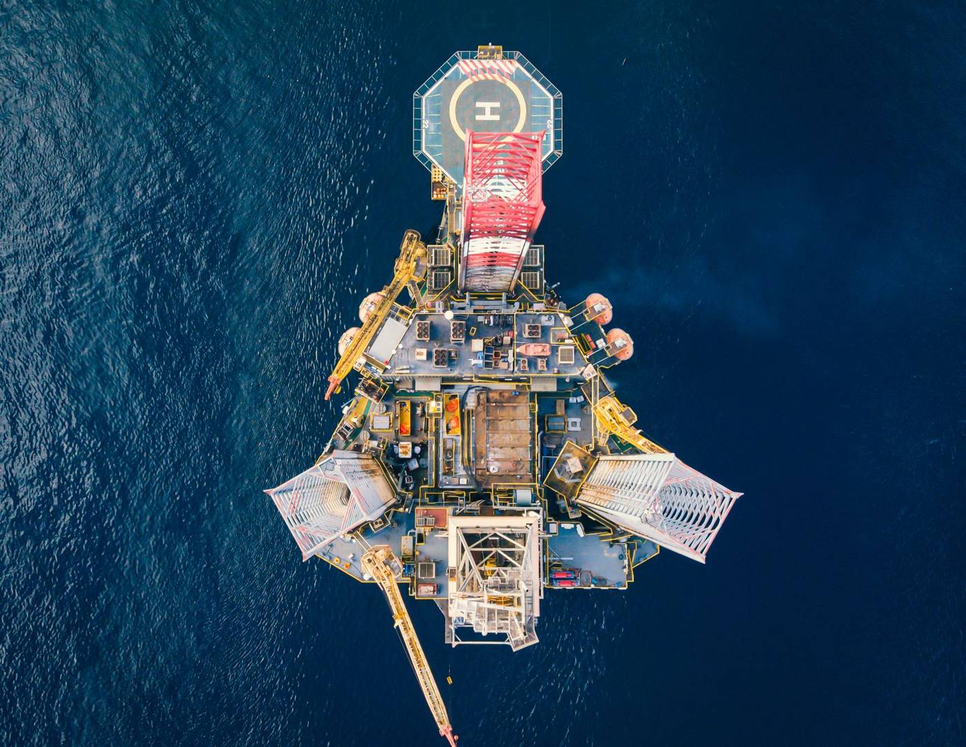 USO dropped 4.15% to $106.64 on June 21, touching near its 52-week low as diplomatic progress on U.S.-Iran tensions eases…