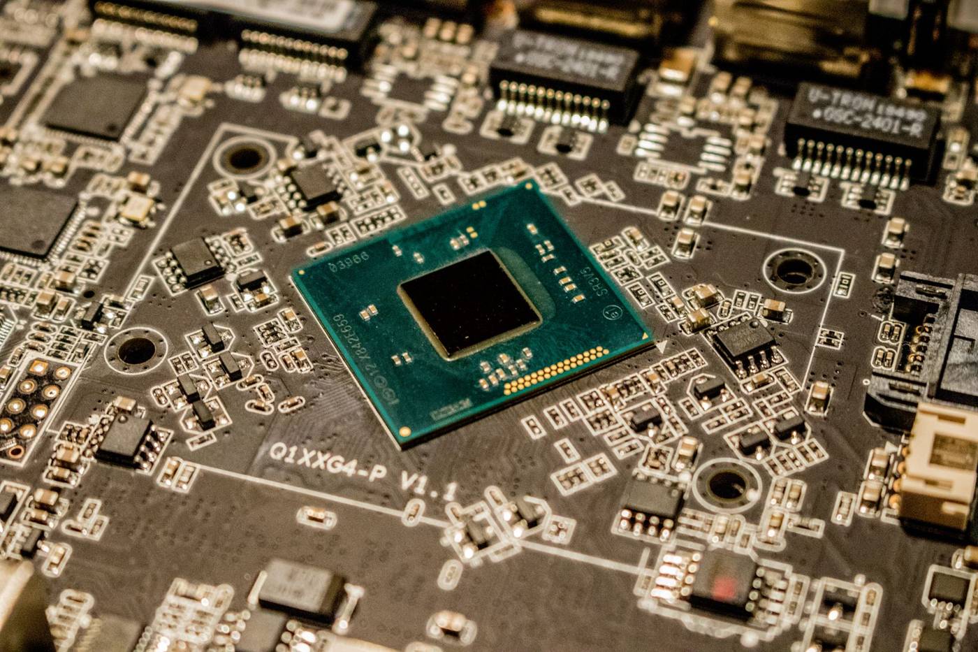 Micron semiconductor chip manufacturing